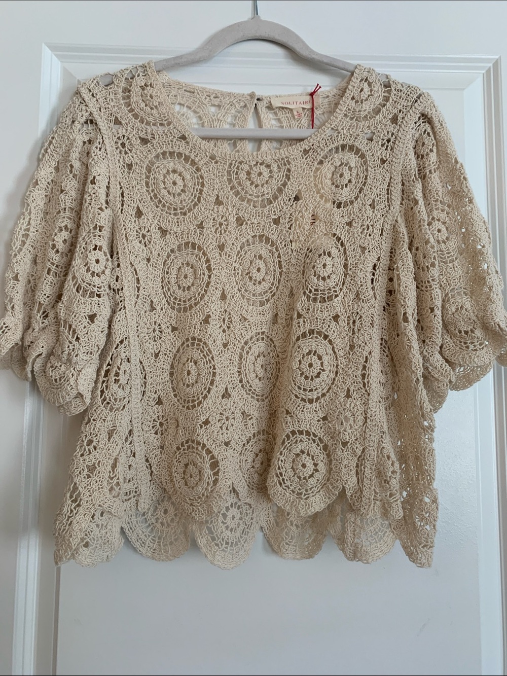 Solitaire Crochet Lace Puff-Sleeve Top in Beige